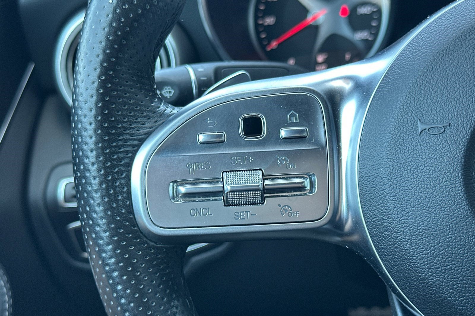 Used 2019 Mercedes-Benz C 300 Sedan image 29