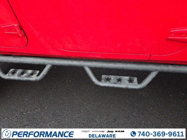 Used 2018 Jeep Wrangler Unlimited Sahara w/ Connectivity Group image 14