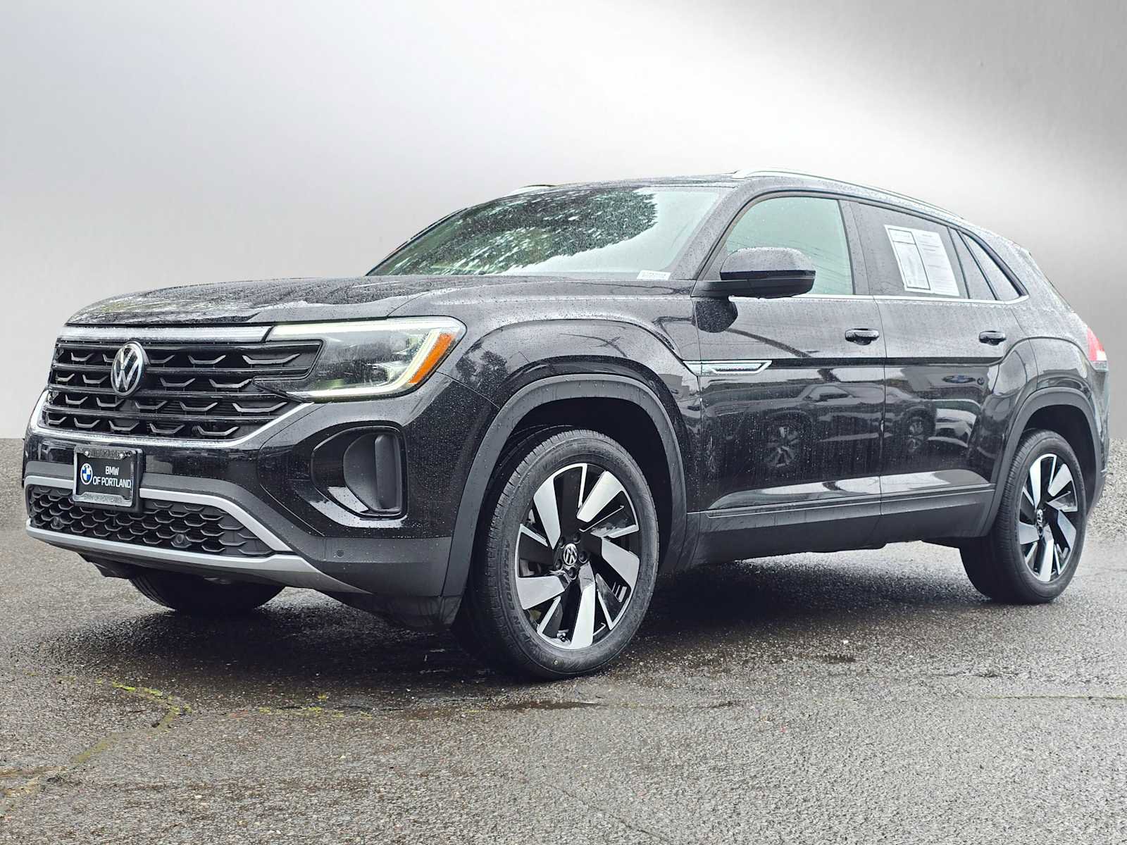 Used 2025 Volkswagen Atlas Cross Sport SE image 7