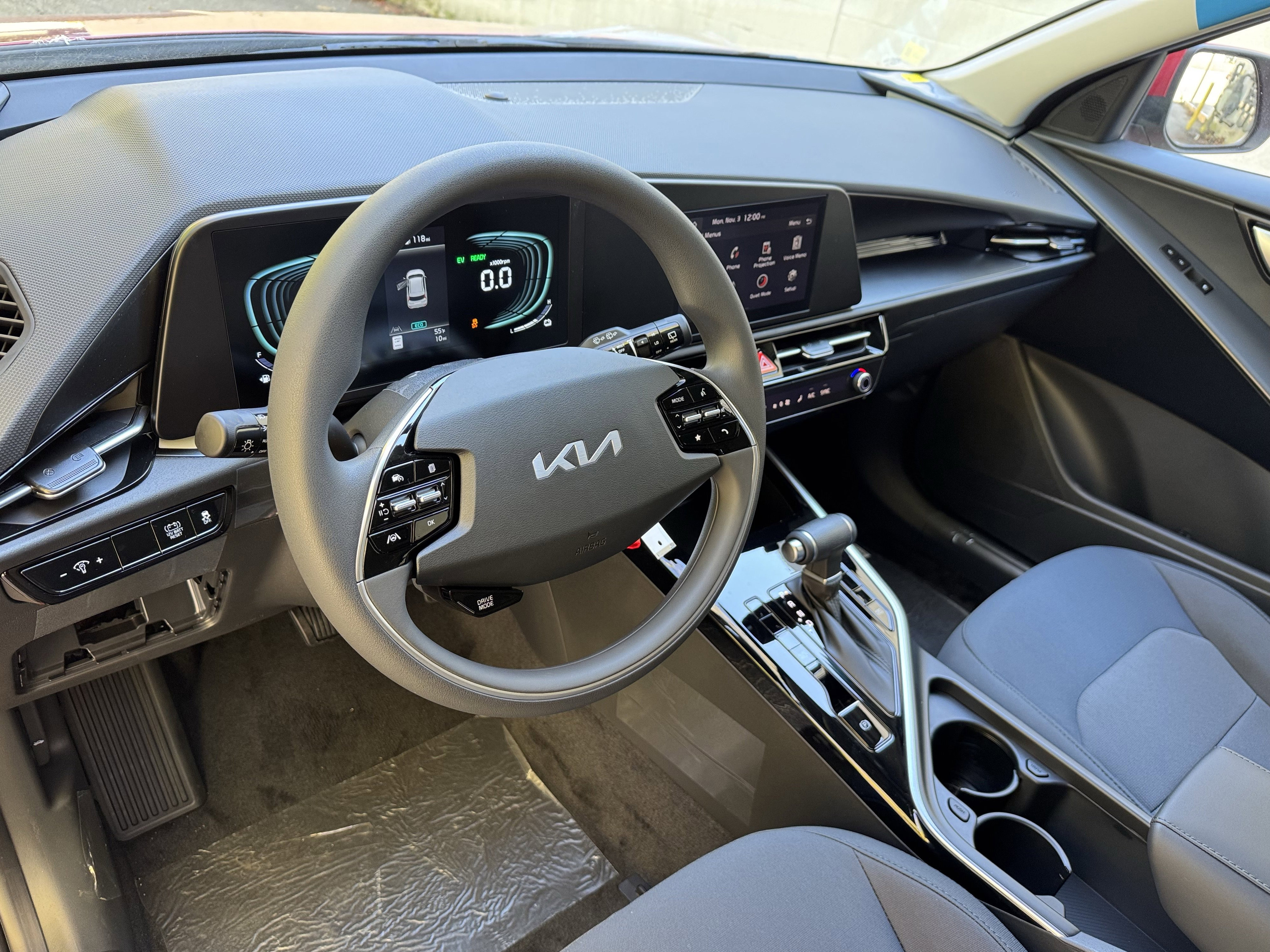 New 2026 Kia Niro LX image 13