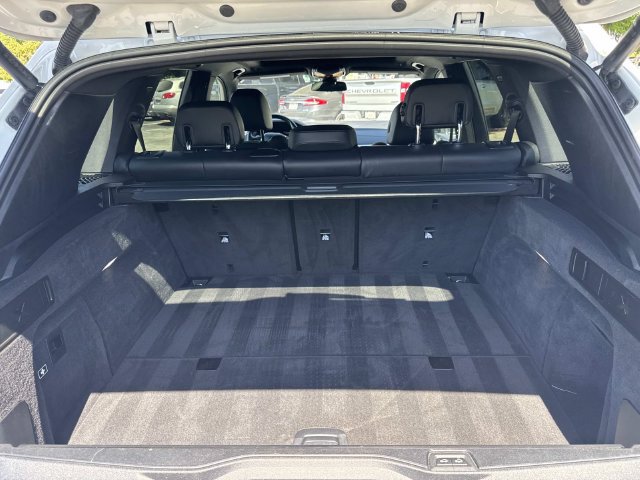 Used 2023 BMW X5 xDrive45e w/ Climate Comfort Package AWD/4WD image 32