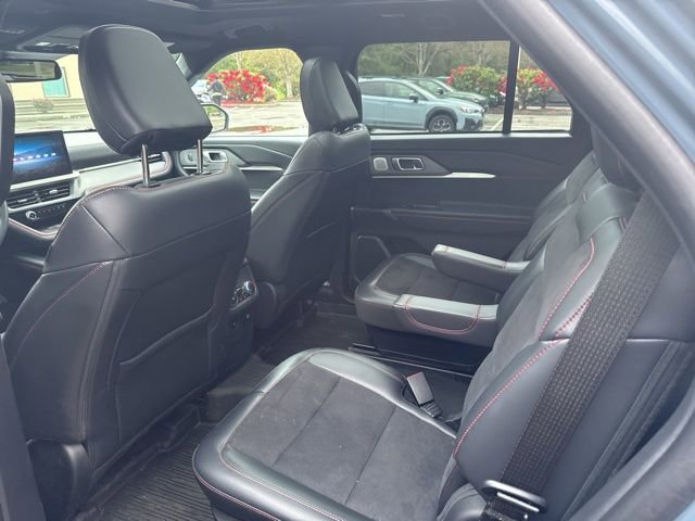 Used 2025 Ford Explorer ST w/ Sun And Sound Package AWD/4WD image 6