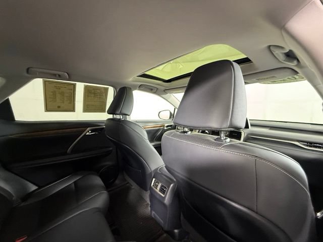 Used 2022 Lexus RX 350L Premium w/ Premium Package AWD/4WD image 31