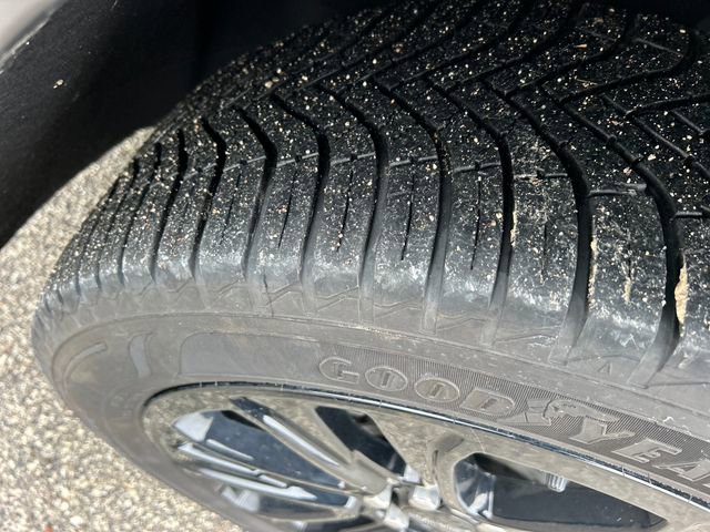 Used 2022 GMC Acadia SLT w/ Elevation Edition image 59