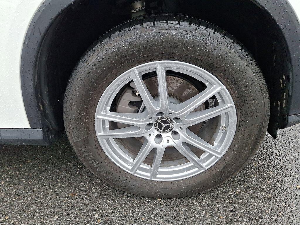 Used 2023 Mercedes-Benz GLC 300 GLC 300 image 12