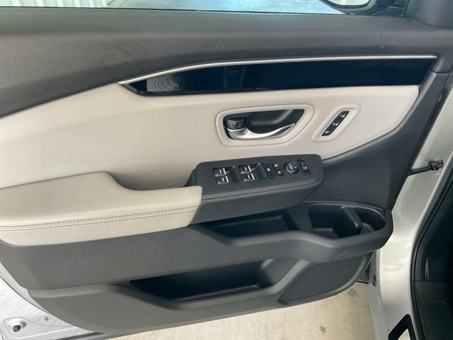 Certified 2024 Honda Pilot EX-L image 5