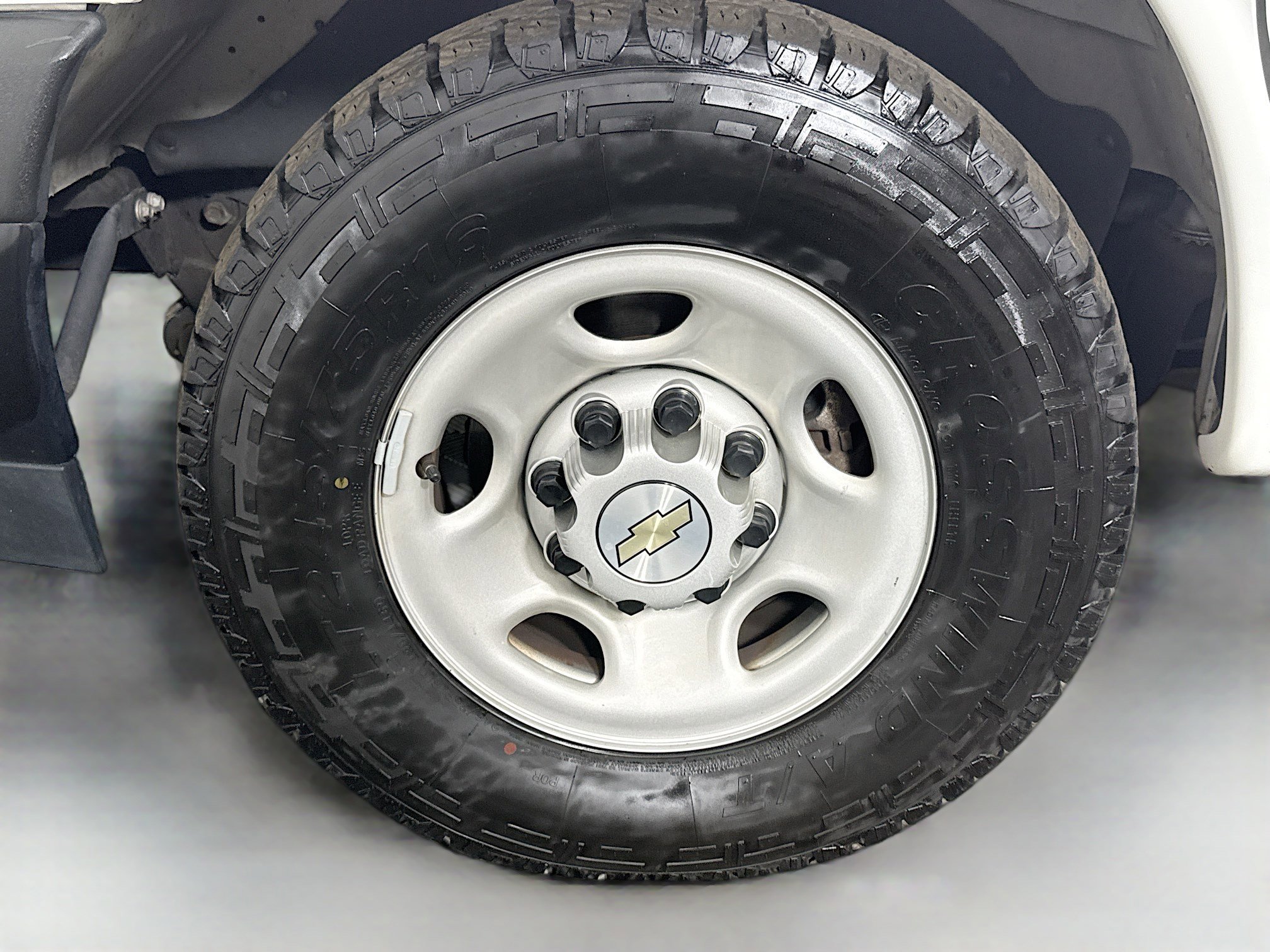 Used 2022 Chevrolet Express 2500 w/ Driver Convenience Package image 35