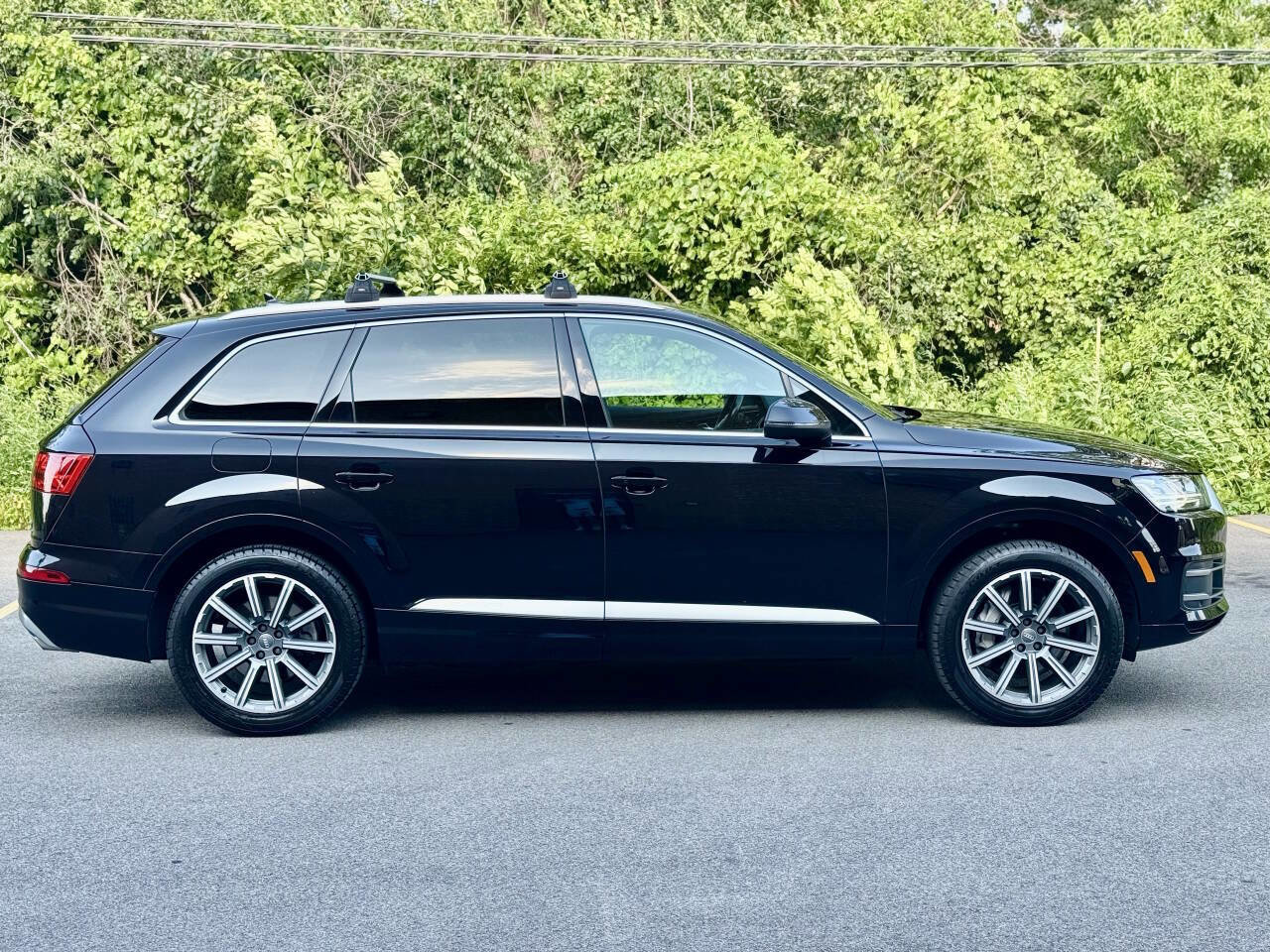 Used 2017 Audi Q7 3.0T Premium Plus w/ Premium Plus Package image 6