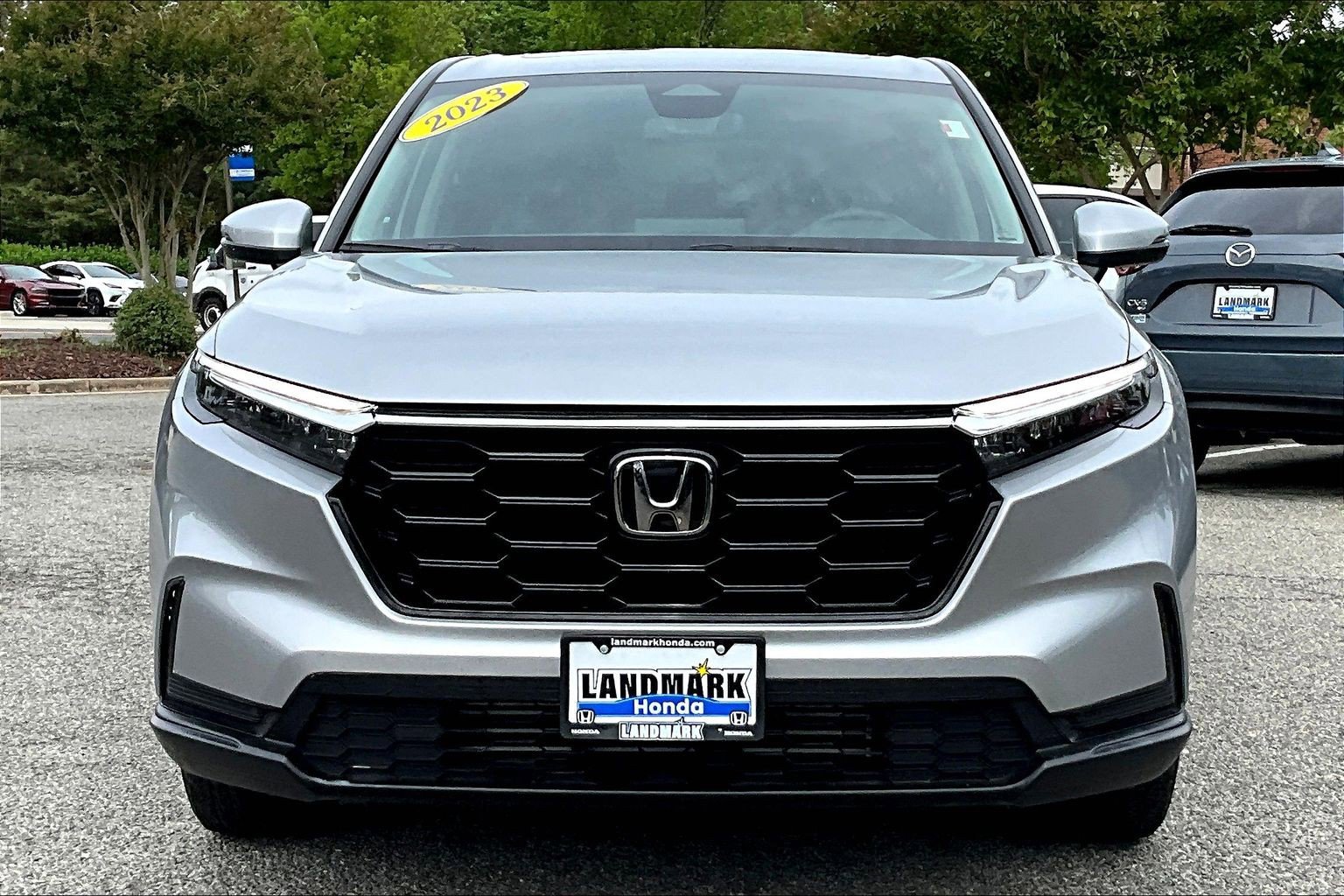 Used 2023 Honda CR-V EX image 3