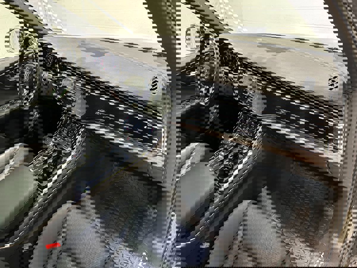 Used 2021 Audi Q7 3.0T Premium Plus w/ Executive Package image 17