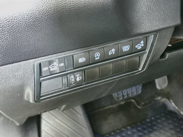 Used 2024 Toyota Tundra SR5 w/ SR5 Convenience Package AWD/4WD image 14