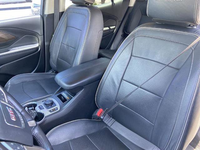 Used 2020 GMC Terrain Denali w/ Denali Premium Package FWD image 16