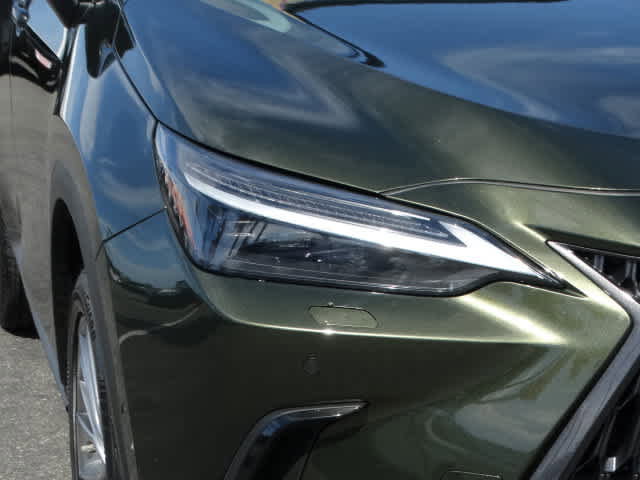 Used 2023 Lexus NX 350h Luxury w/ Vision Package image 5