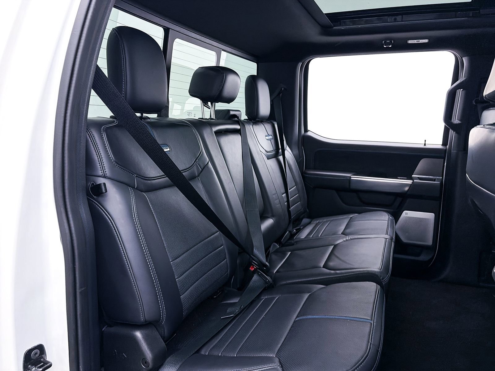 Used 2025 Ford F150 Platinum w/ FX4 Off-Road Package image 42