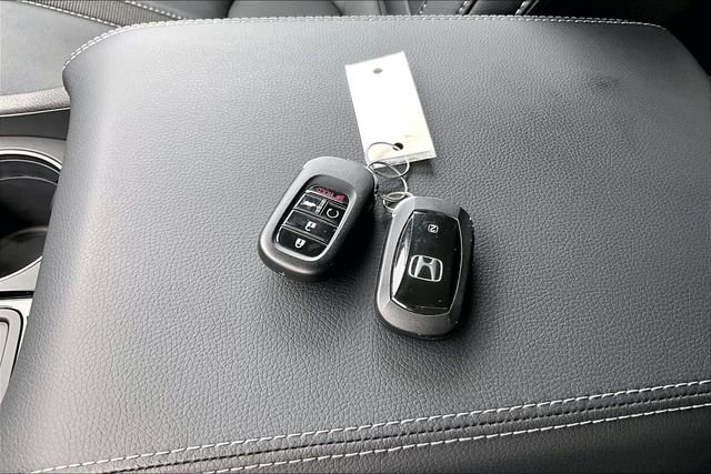 Used 2025 Honda Pilot EX-L image 36