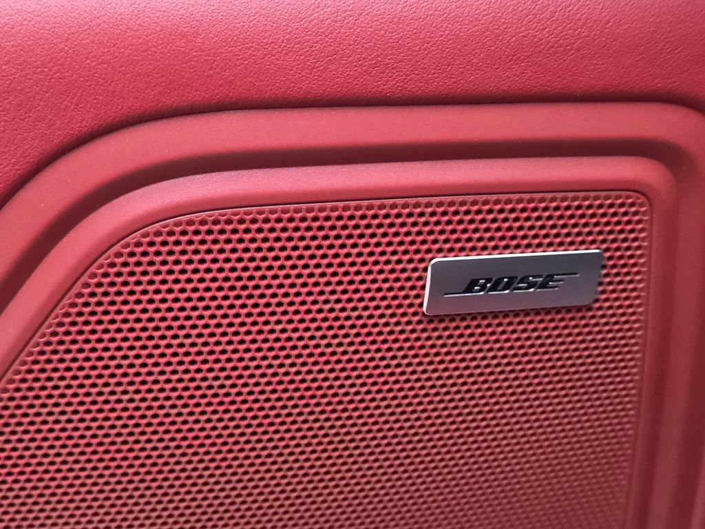 Certified 2025 Porsche Macan GTS image 20