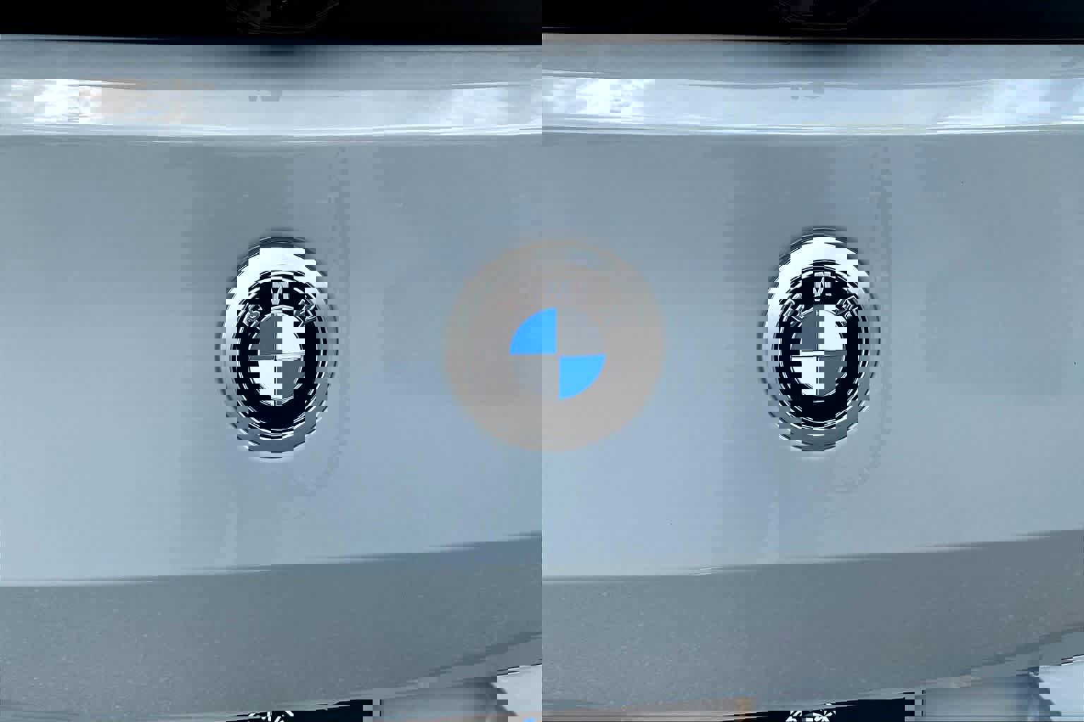 Certified 2025 BMW X2 xDrive28i image 9