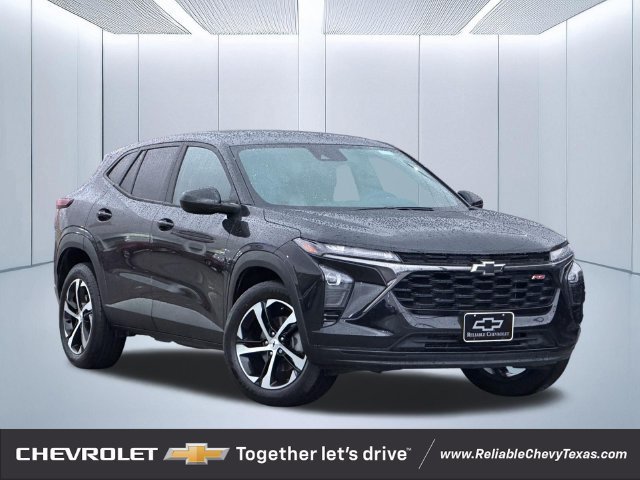Used 2024 Chevrolet Trax RS w/ Driver Confidence Package FWD image 1