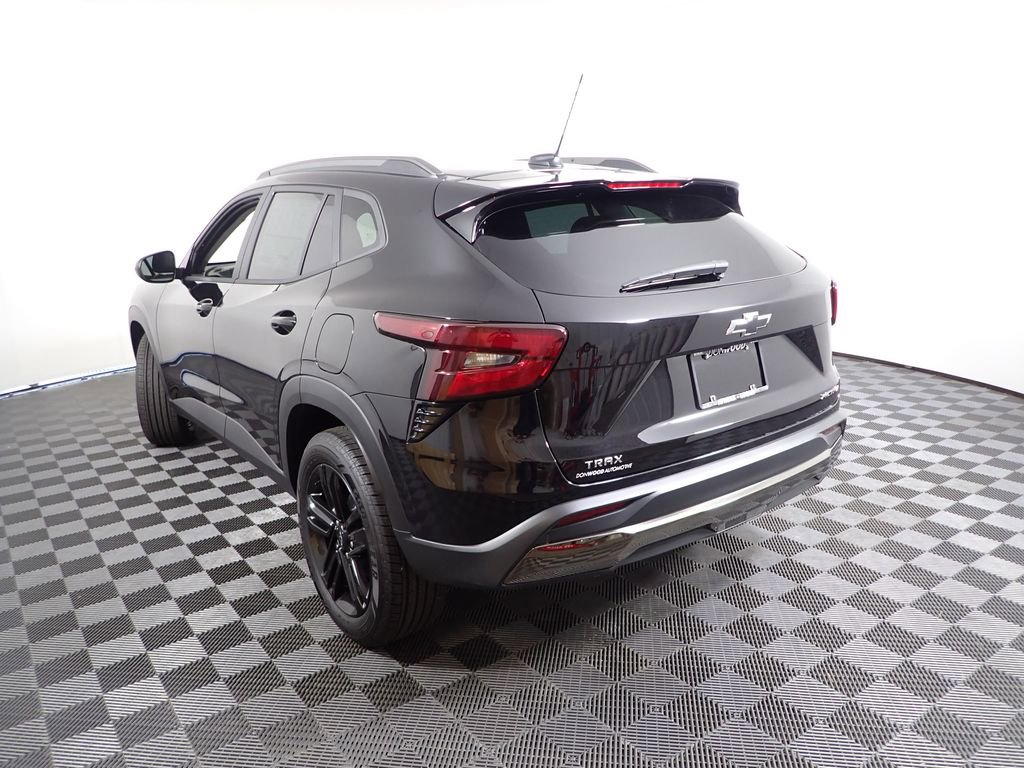 New 2026 Chevrolet Trax ACTIV FWD image 11