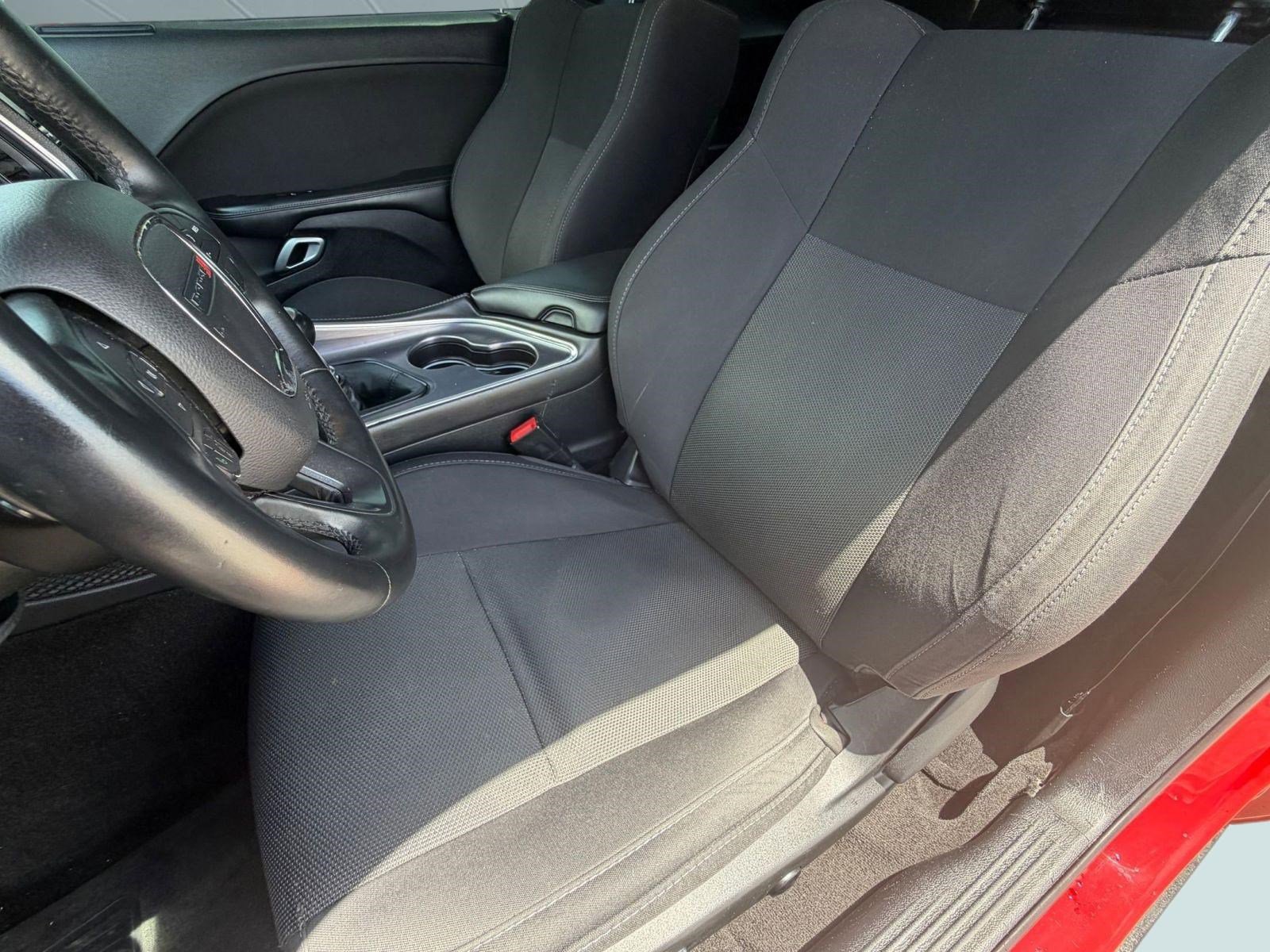 Used 2015 Dodge Challenger R/T Scat Pack RWD image 5
