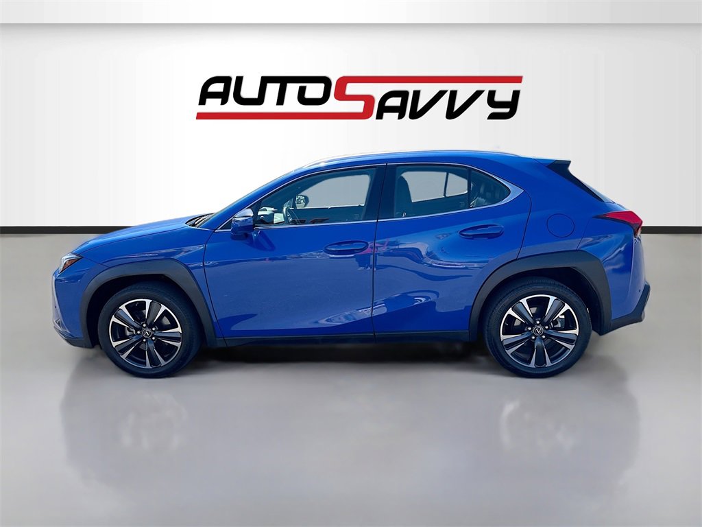 Used 2022 Lexus UX 200 image 4