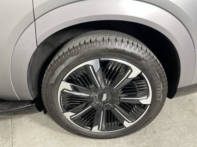 Certified 2026 Cadillac Escalade IQ Sport 2 AWD/4WD image 33