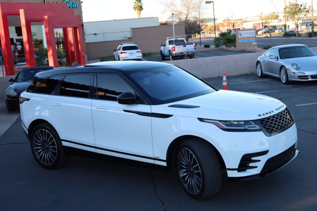 Used 2020 Land Rover Range Rover Velar R-Dynamic S AWD/4WD image 11
