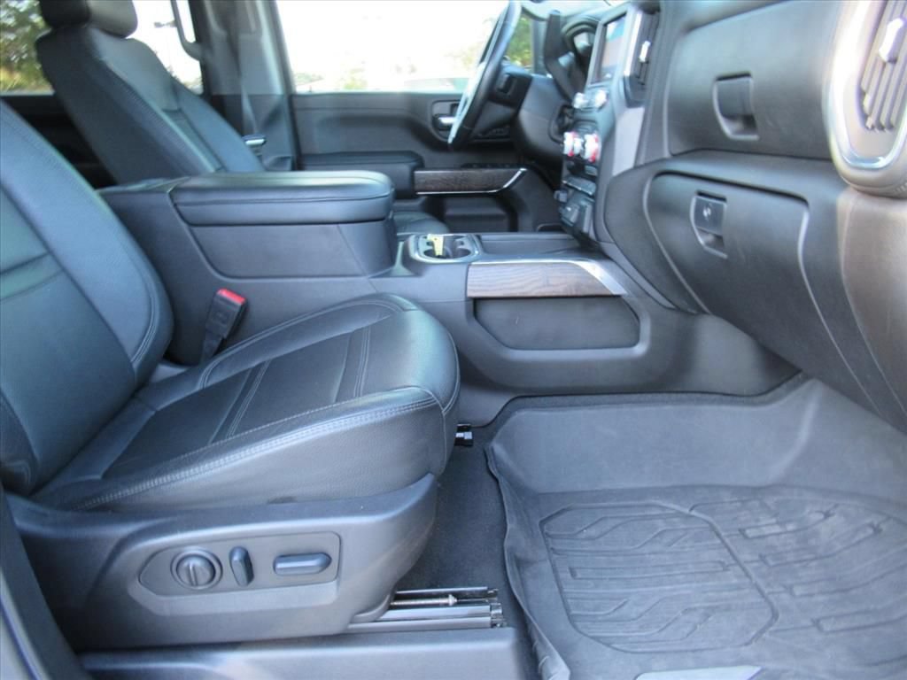 Used 2023 GMC Sierra 2500 Denali w/ Denali Ultimate Package AWD/4WD image 11