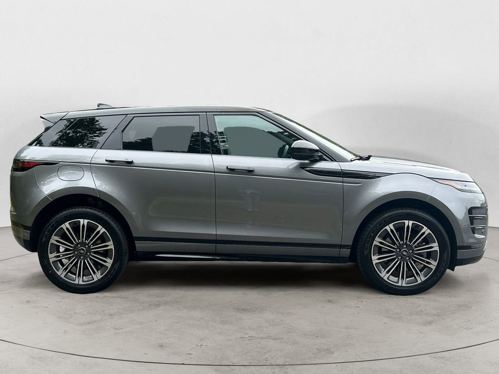 New 2025 Land Rover Range Rover Evoque Dynamic SE AWD/4WD image 6