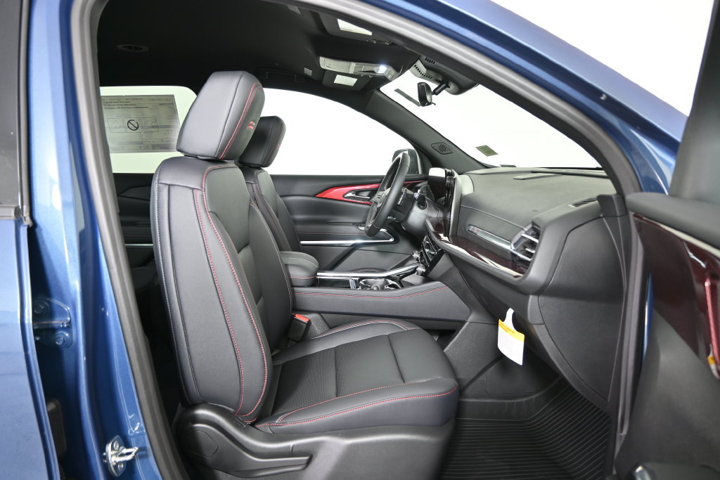 New 2026 Chevrolet Traverse Z71 w/ Enhanced Driving Package AWD/4WD image 13