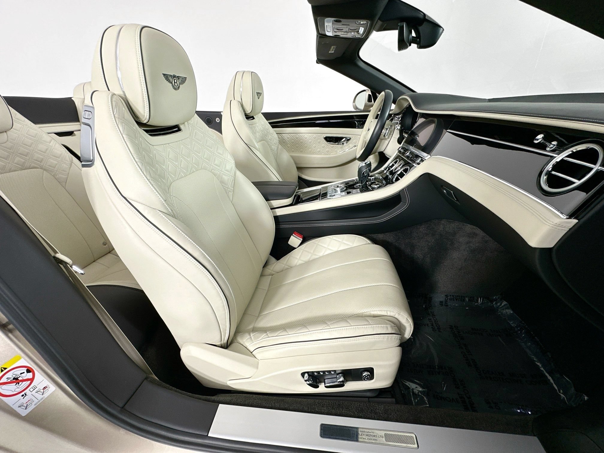 Certified 2021 Bentley Continental GT AWD/4WD image 27