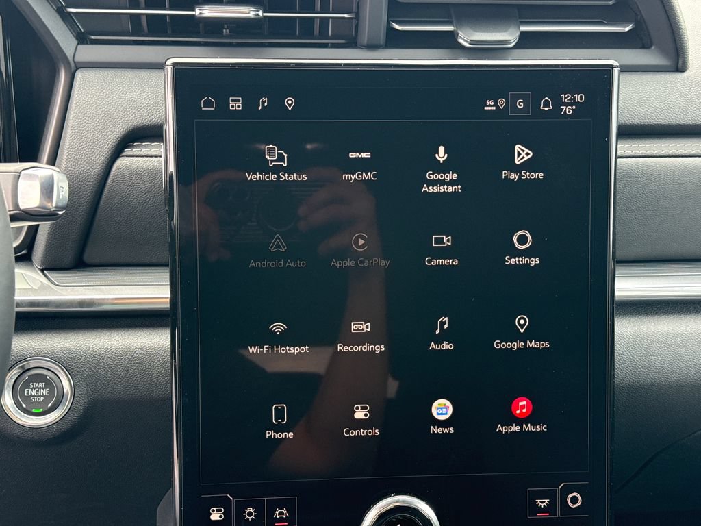 New 2027 GMC Terrain Elevation w/ Technology Package II AWD/4WD image 21