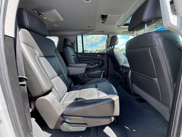Used 2019 Chevrolet Suburban Premier AWD/4WD image 14