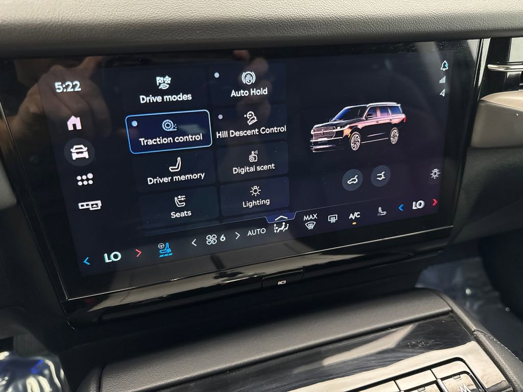Used 2025 Lincoln Navigator Reserve AWD/4WD image 68