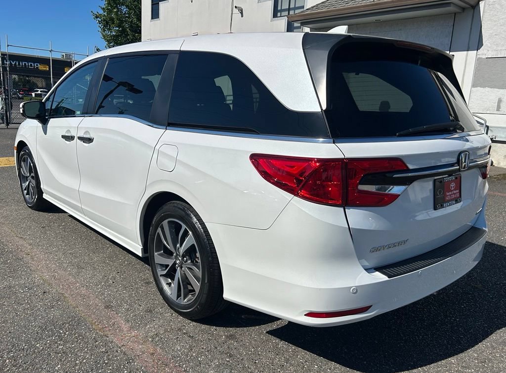 Used 2023 Honda Odyssey Touring image 7