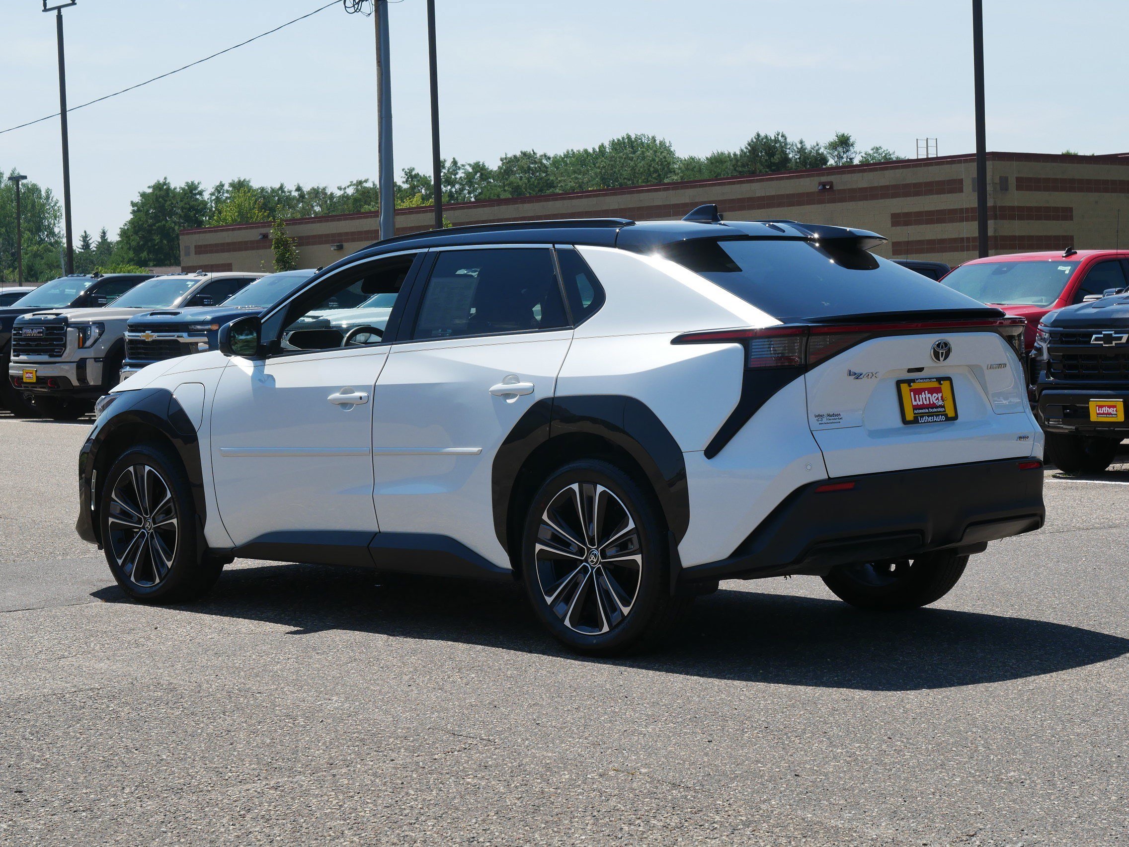 Used 2023 Toyota bZ4X AWD w/ Weather Package image 5