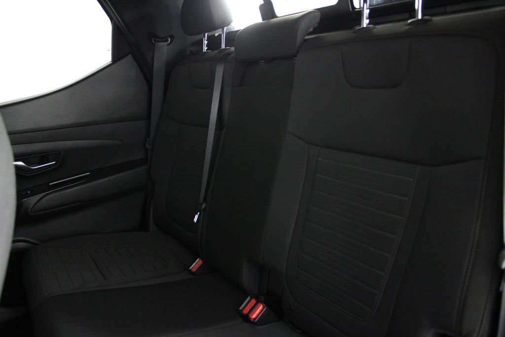 Certified 2024 Hyundai Santa Cruz SEL w/ Activity Package FWD image 20