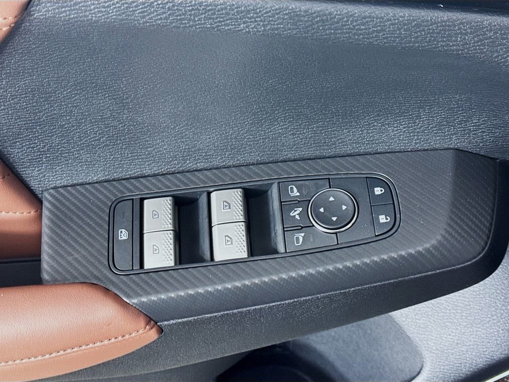 New 2026 Mitsubishi Outlander SEL FWD image 18