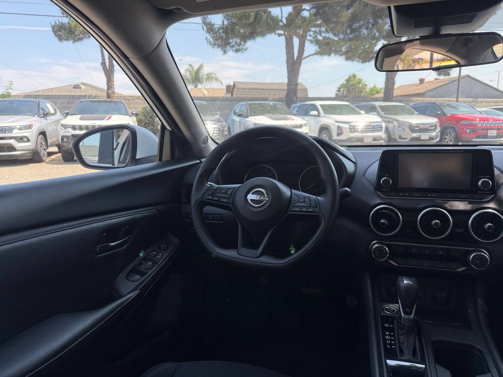 Used 2025 Nissan Sentra S FWD image 31