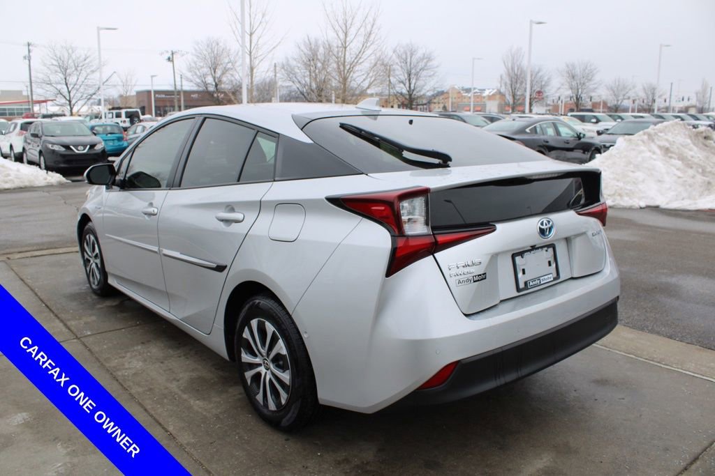 Used 2020 Toyota Prius LE image 5