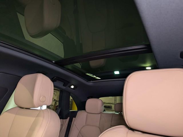 New 2026 Porsche Macan S image 19