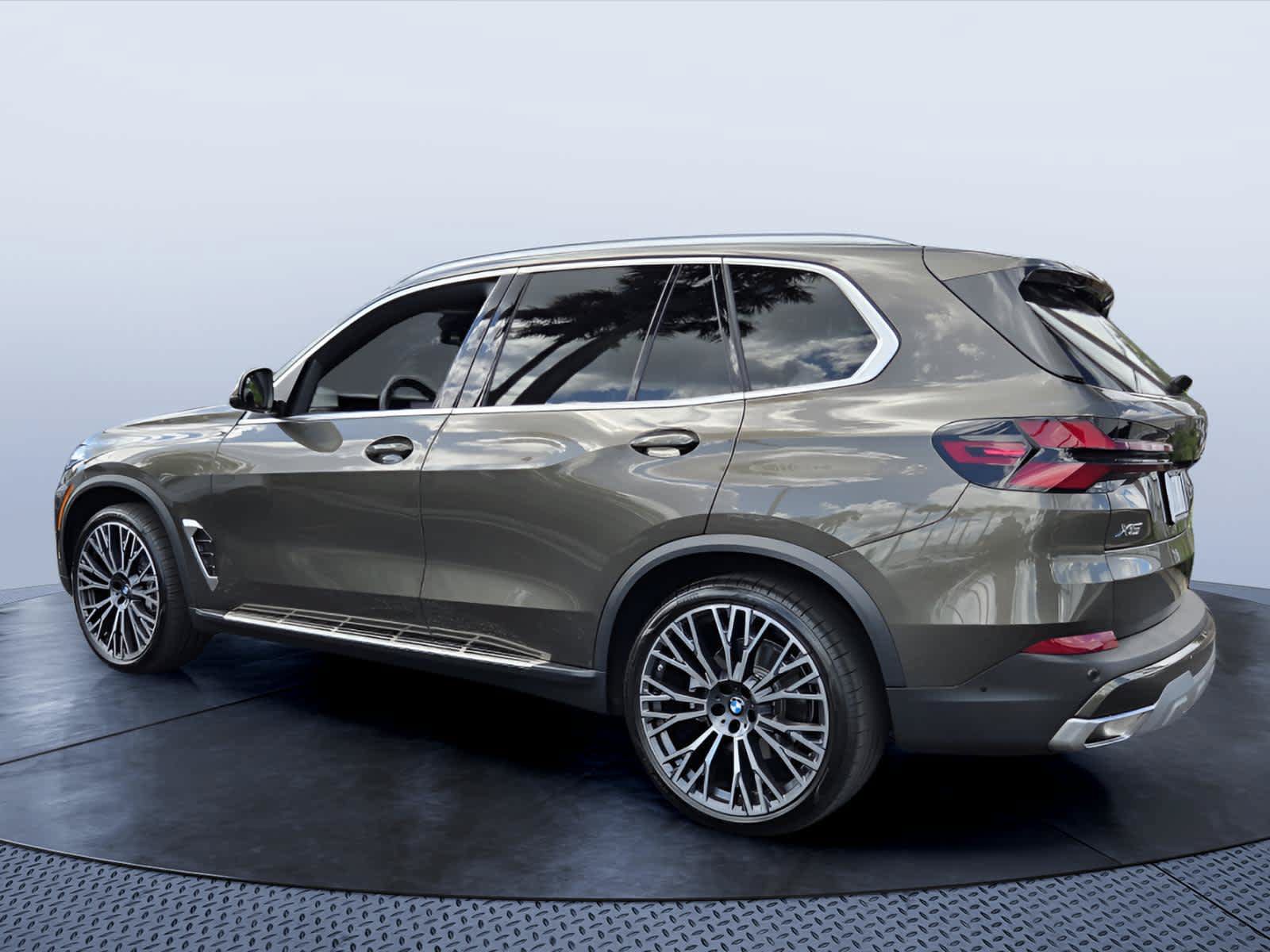 Certified 2026 BMW X5 sDrive40i RWD image 4