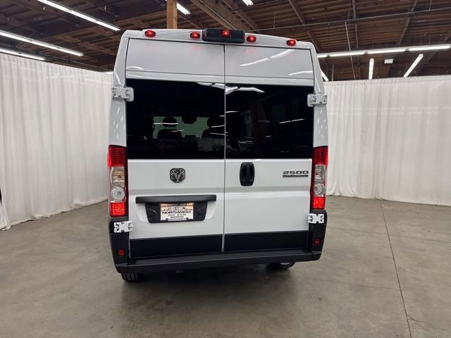 New 2026 RAM ProMaster 2500 w/ Quick Order Package 22G SLT image 9