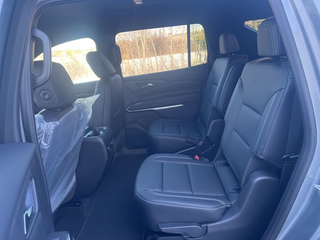 New 2026 Chevrolet Traverse LT w/ Driver Confidence Package image 23