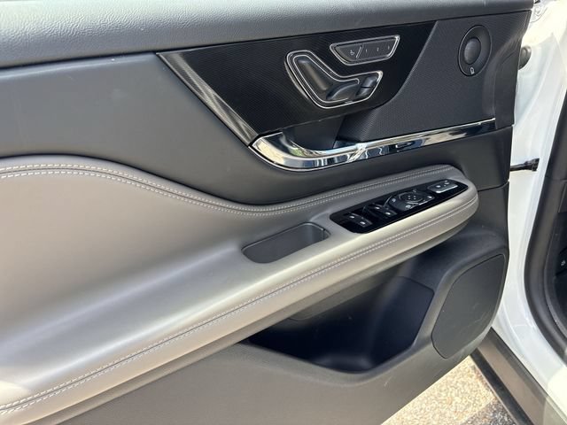 New 2024 Lincoln Corsair Grand Touring w/ Equipment Group 302A AWD/4WD image 13