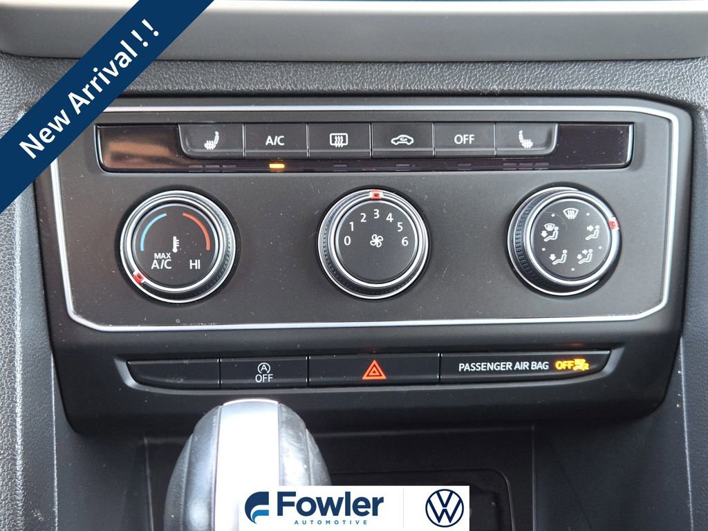 Used 2022 Volkswagen Atlas Cross Sport SE image 21