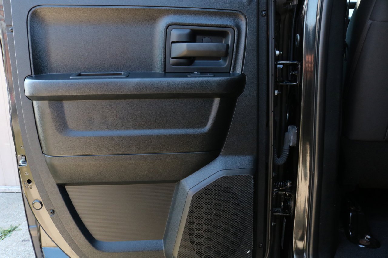 Used 2018 RAM 1500 Express w/ Black Ram 1500 Express Group image 28