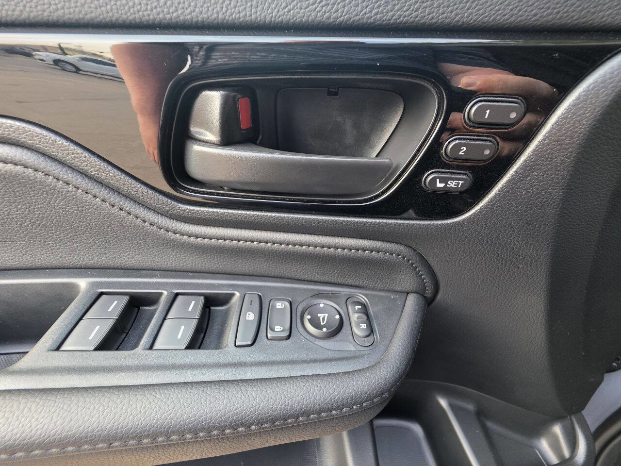 Used 2025 Honda Odyssey Touring image 21