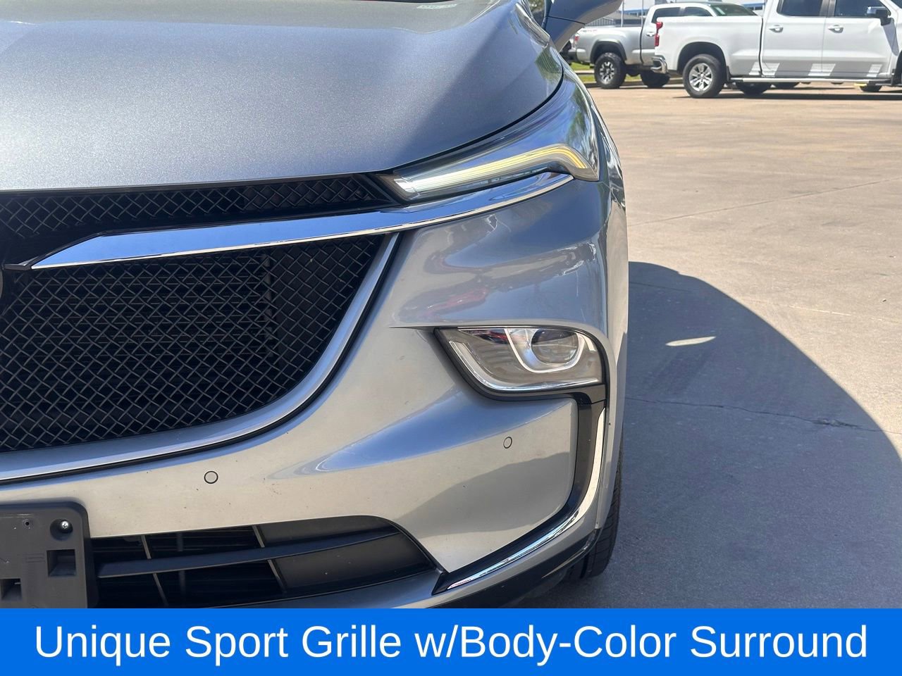 Used 2023 Buick Enclave Essence w/ Sport Touring Edition image 6