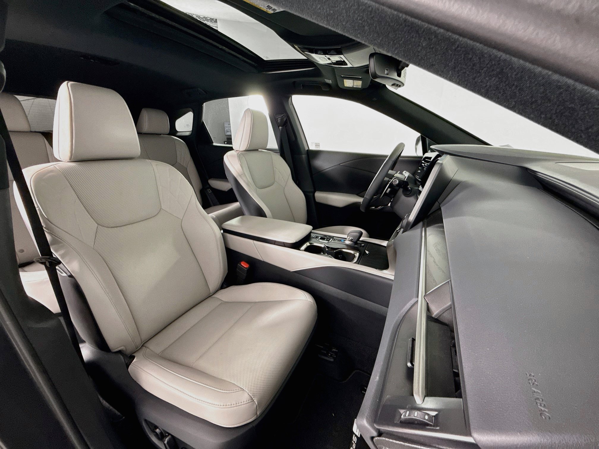 Certified 2025 Lexus RX 350 F Sport w/ Convenience Package FWD image 27